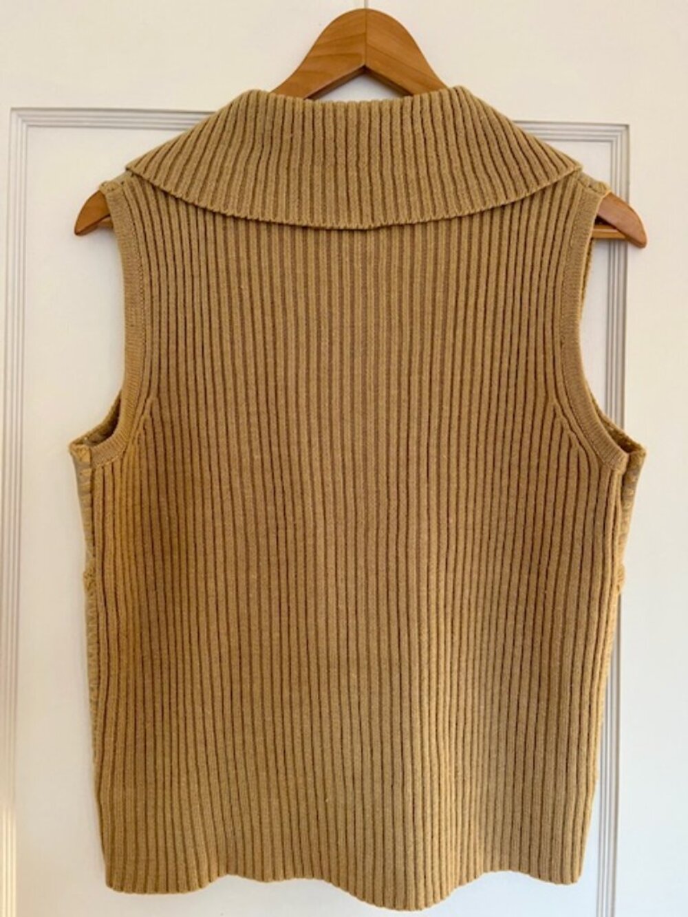 Vintage Suede Leather and Cableknit Zip-up Vest | Size Medium - Picture 4 of 4